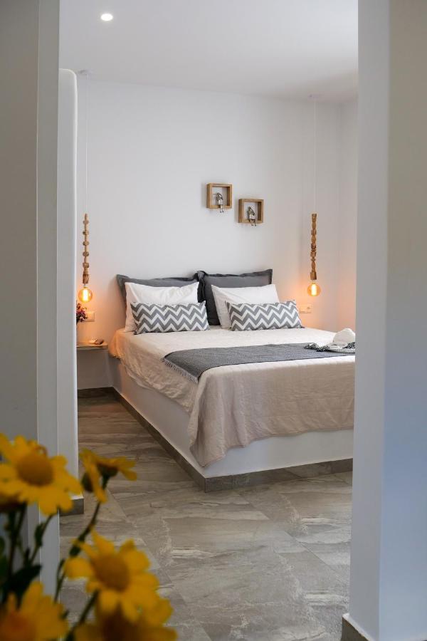 Theodora Luxury Studios Naxos City Екстериор снимка